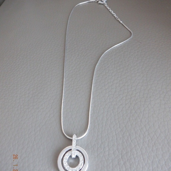 SWAROVSKI necklace circular hollow crystal pendant silver colour Rhodium plated - Picture 6 of 11